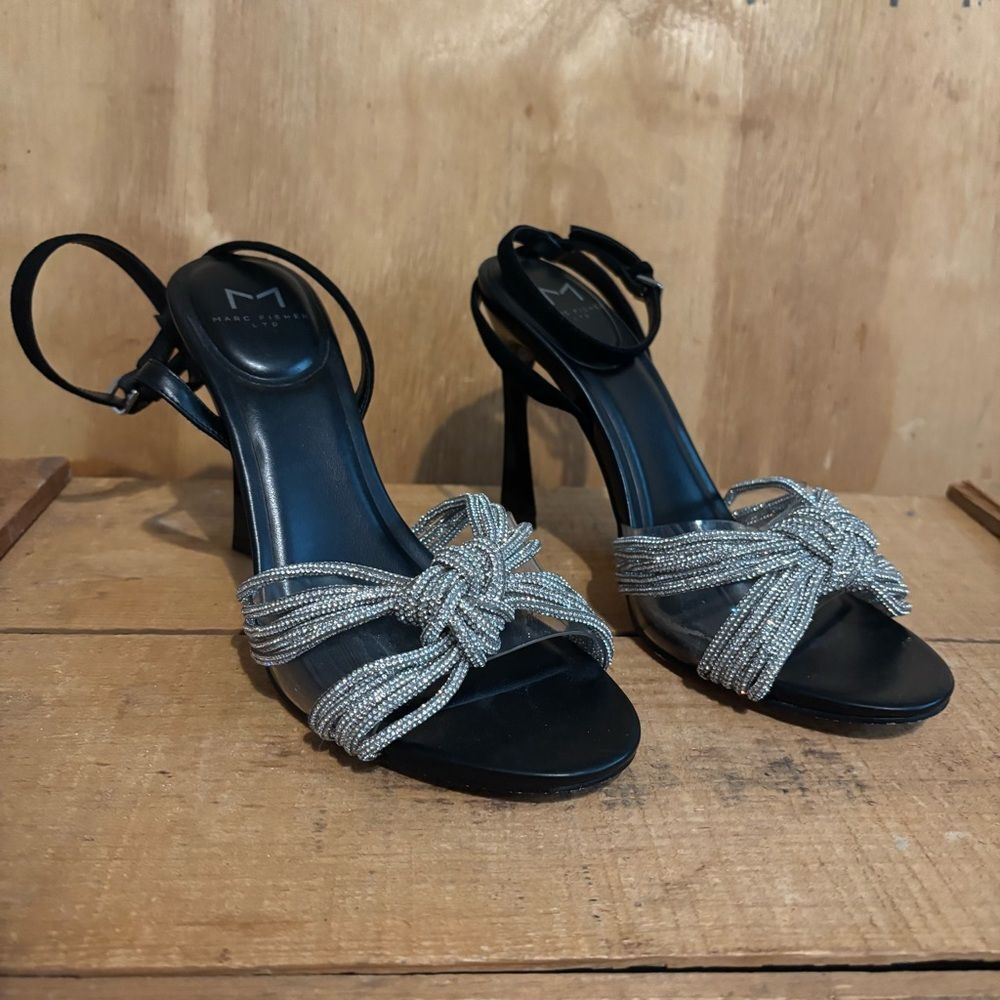Marc Fisher LTD Canellie Sparkle Heel Ankle Strap Sandals Sz 8 Silver Black